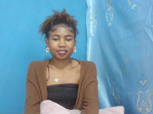 Sylvia6 live cam on BongaCams