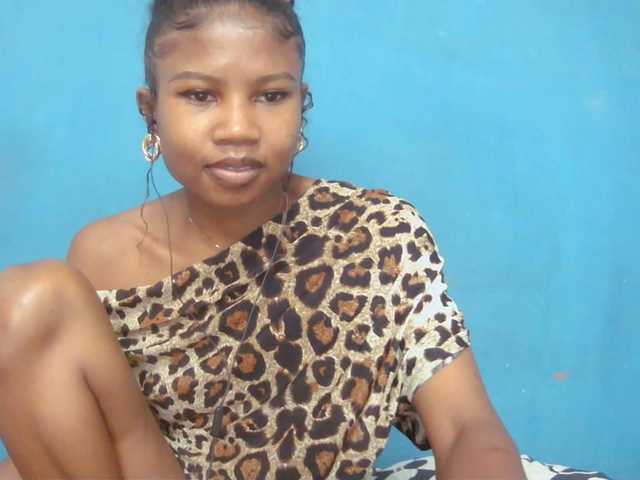 Sylvia6 live cam on BongaCams