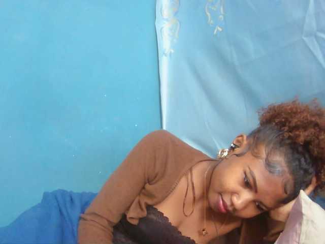 Sylvia6 live cam on BongaCams