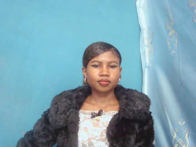 Sylvia6 live webcam show