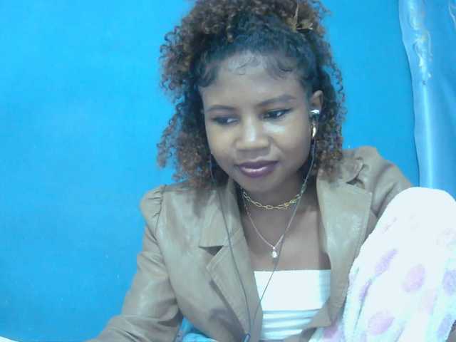 Sylvia6 live cam on BongaCams