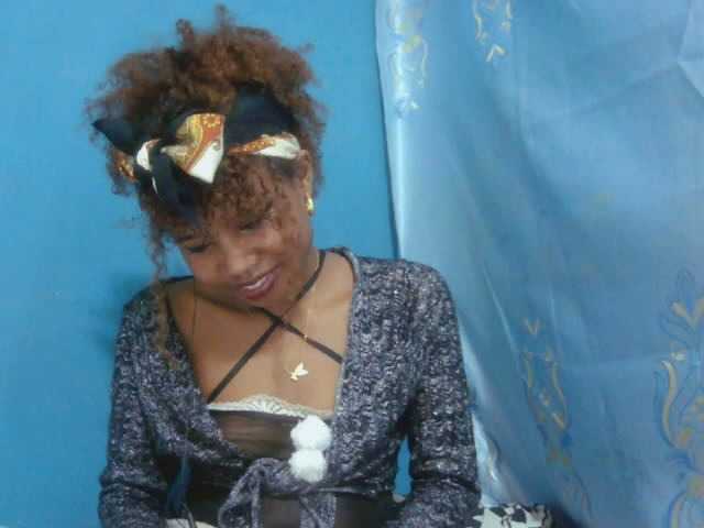 Sylvia6 live cam on BongaCams