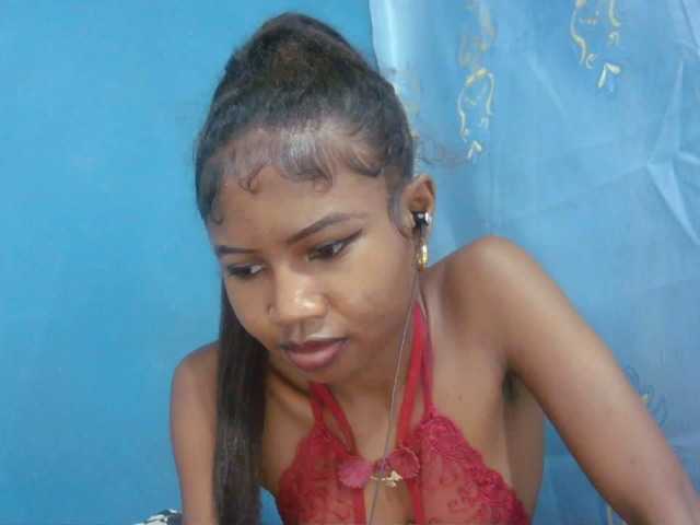 Sylvia6 live cam on BongaCams