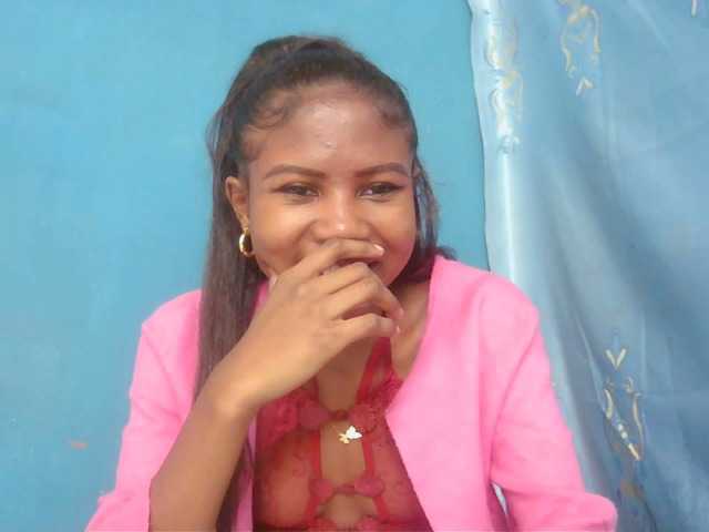 Sylvia6 live webcam show