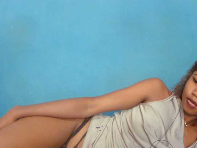 Sylvia6 live cam on BongaCams