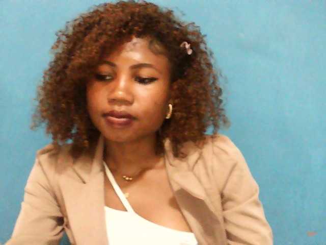 Sylvia6 webcam bongacams model stream image