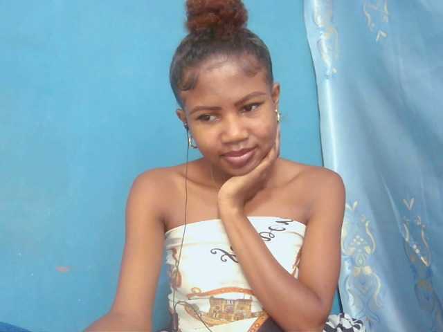 Sylvia6 live cam on BongaCams