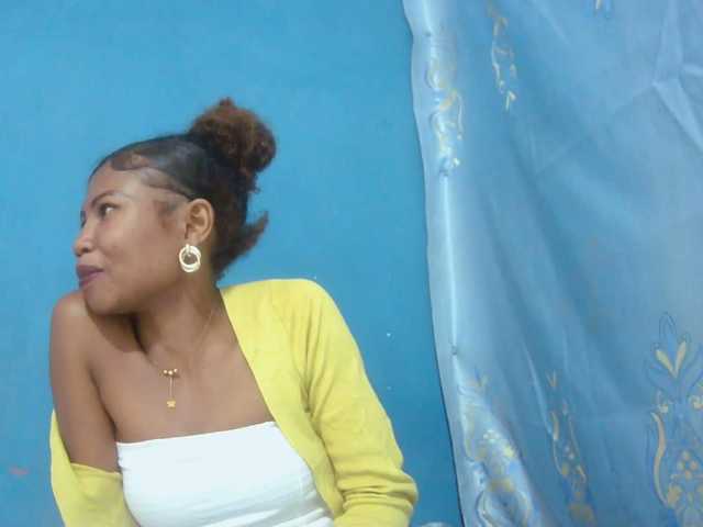 Sylvia6 live cam on BongaCams