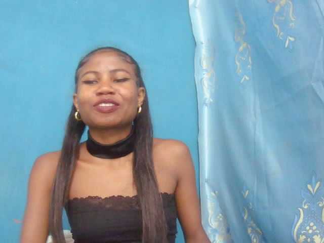 Sylvia6 live cam on BongaCams