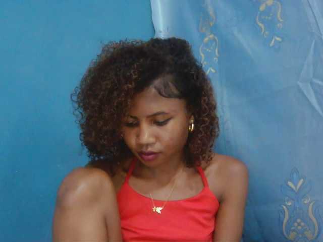Sylvia6 live webcam show