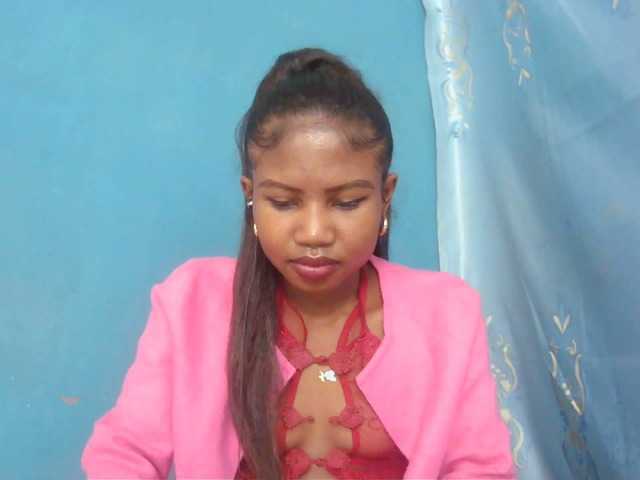 Sylvia6 live webcam show