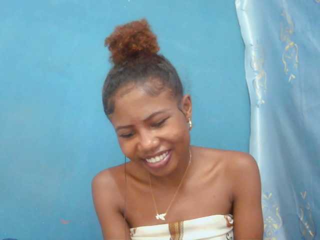 Sylvia6 live cam on BongaCams