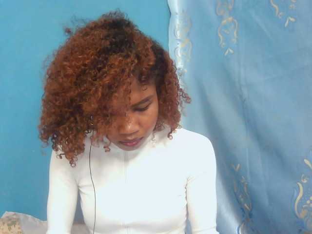 Sylvia6 live webcam show