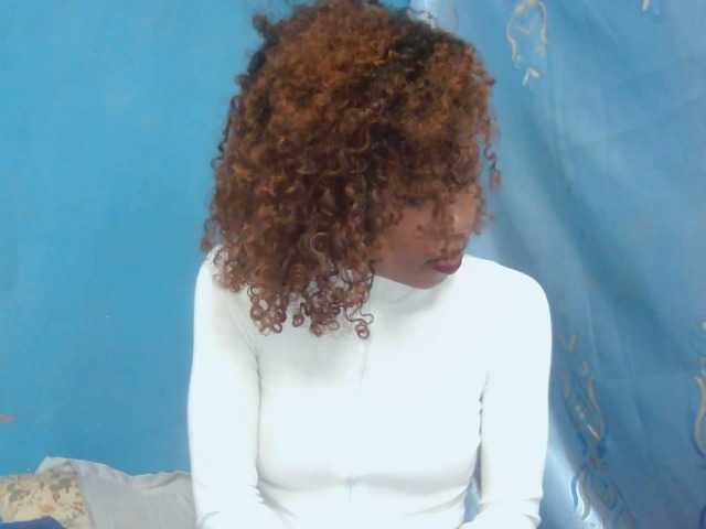 Sylvia6 live webcam show