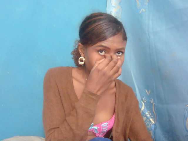 Sylvia6 live cam on BongaCams