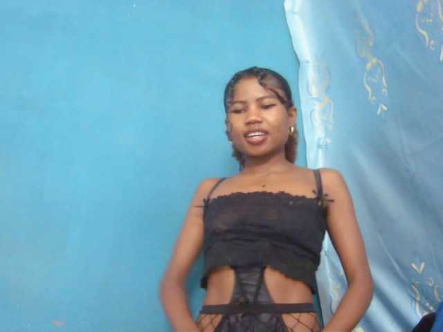 Sylvia6 live webcam show