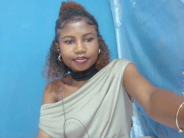 Sylvia6 live cam on BongaCams