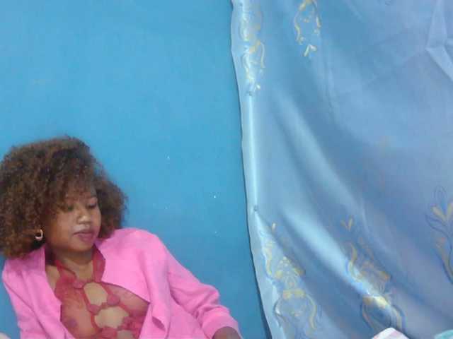 Sylvia6 live cam on BongaCams