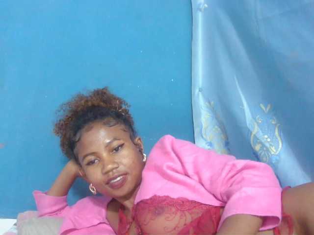 Sylvia6 live cam on BongaCams