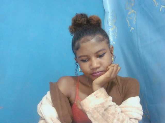 Sylvia6 live cam on BongaCams