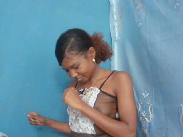 Sylvia6 live cam on BongaCams