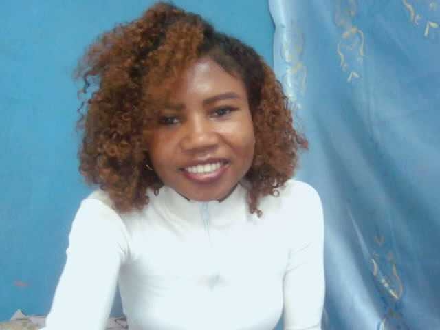 Sylvia6 live webcam show