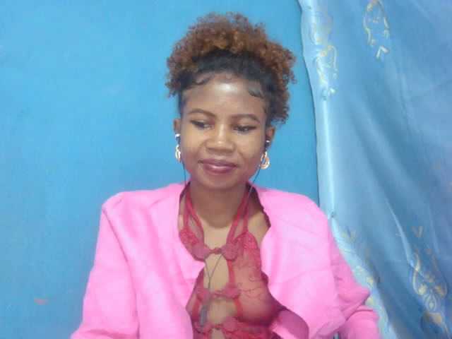 Sylvia6 live cam on BongaCams
