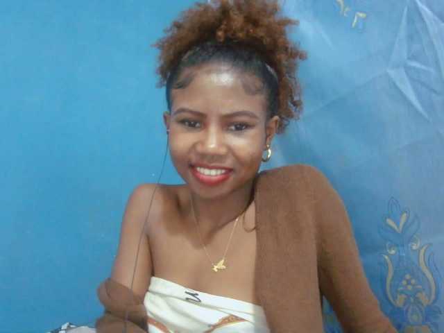 Sylvia6 live cam on BongaCams