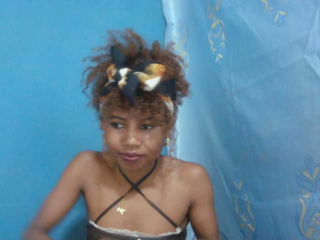 Sylvia6 live cam on BongaCams