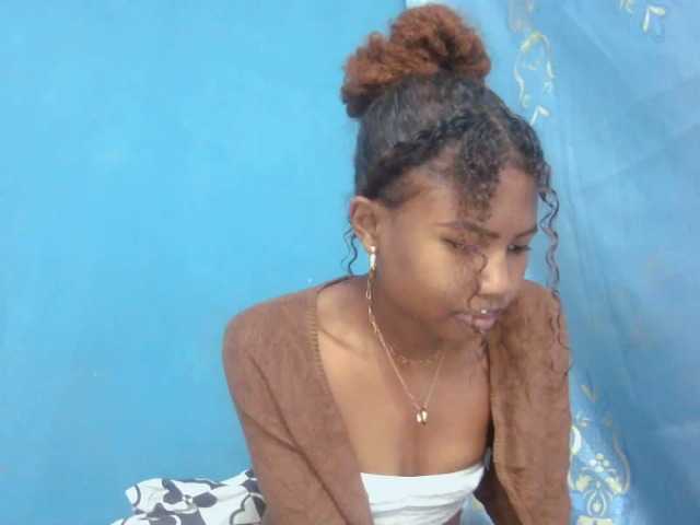 Sylvia6 live cam on BongaCams