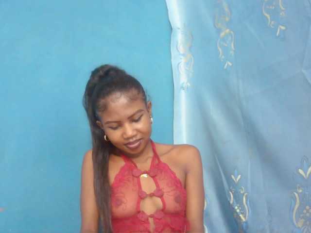 Sylvia6 live webcam show
