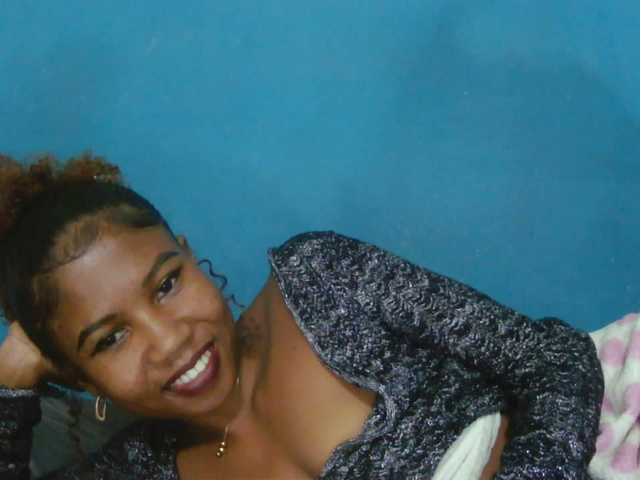 Sylvia6 live cam on BongaCams