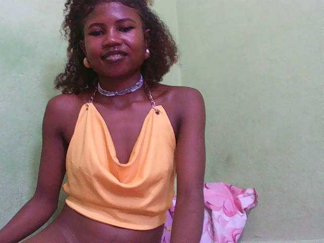 Sylvia6's BongaCams show and profile