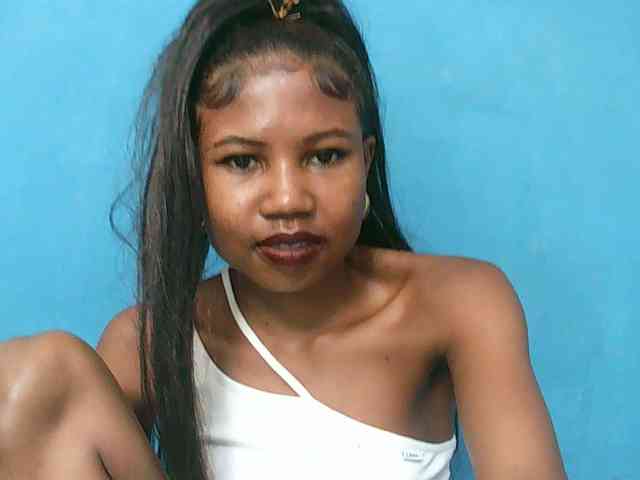 Sylvia6 Live Webcam on BongaCams
