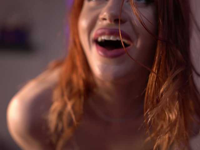 JesicaRabit live webcam show