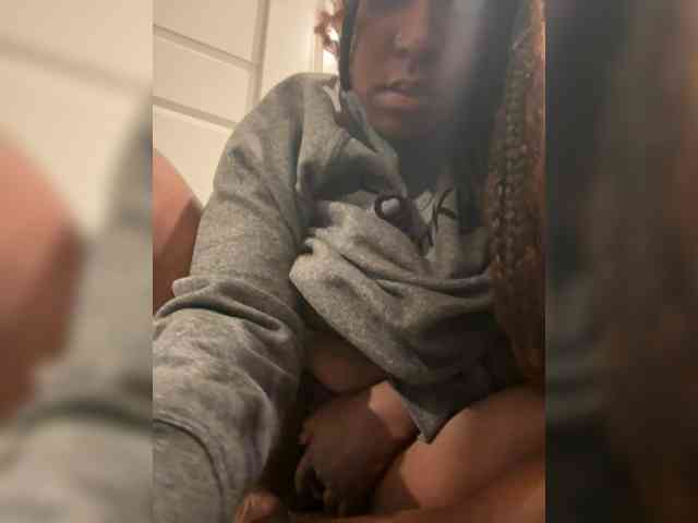 Chaneldafinestttt1 webcam