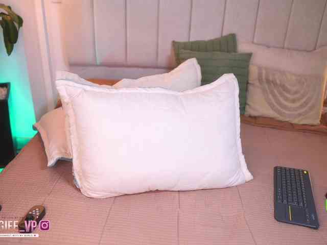 niicoletth18 webcam