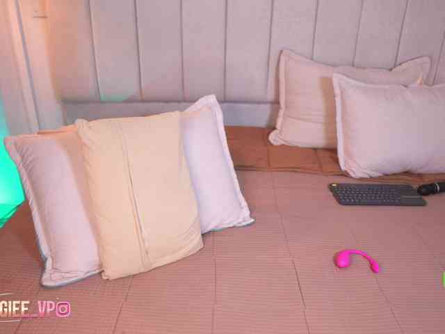 niicoletth18 webcam