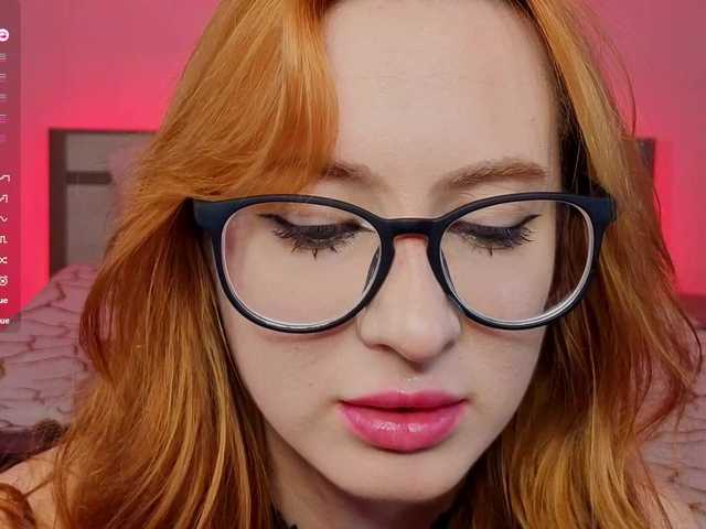 WICKEDEMBER live cam on BongaCams