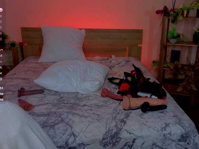 WICKEDEMBER live cam on BongaCams