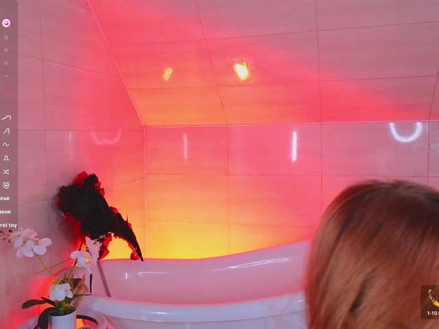 WICKEDEMBER live cam on BongaCams