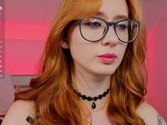 WICKEDEMBER live cam on BongaCams