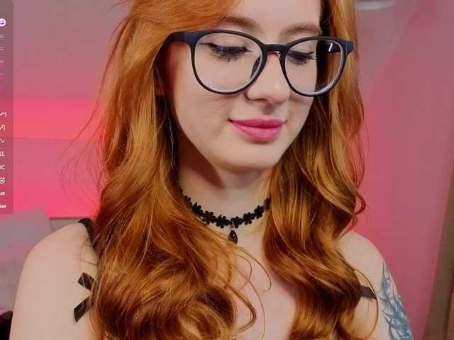 WICKEDEMBER live cam on BongaCams