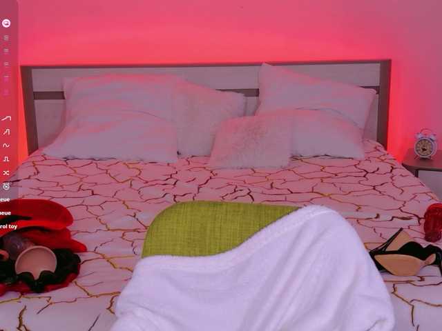 WICKEDEMBER live cam on BongaCams