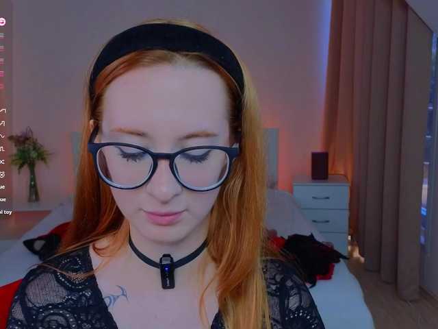 WICKEDEMBER live cam on BongaCams