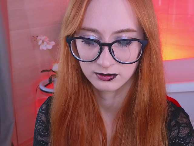 WICKEDEMBER live cam on BongaCams