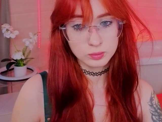 WICKEDEMBER's BongaCams show and profile