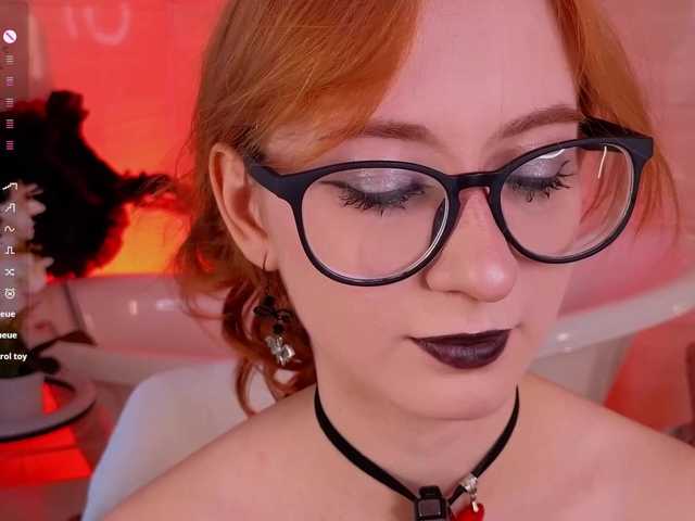 wickedember live sex show