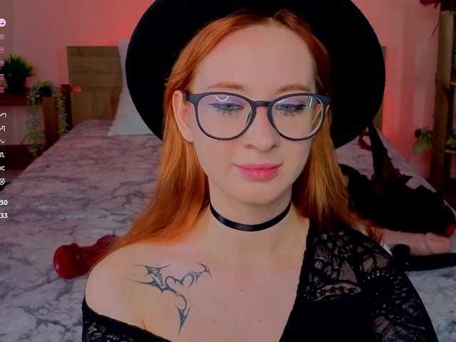 WICKEDEMBER live cam on BongaCams