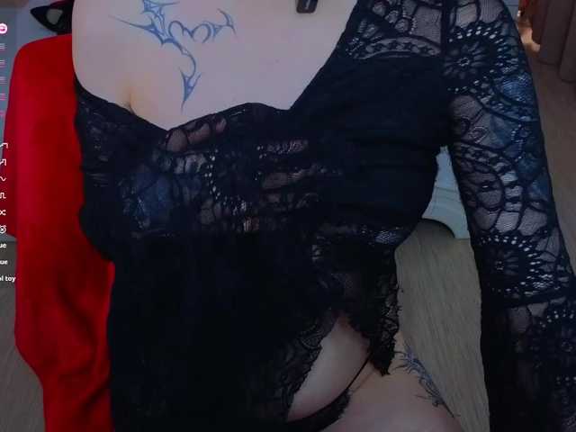 WICKEDEMBER live cam on BongaCams